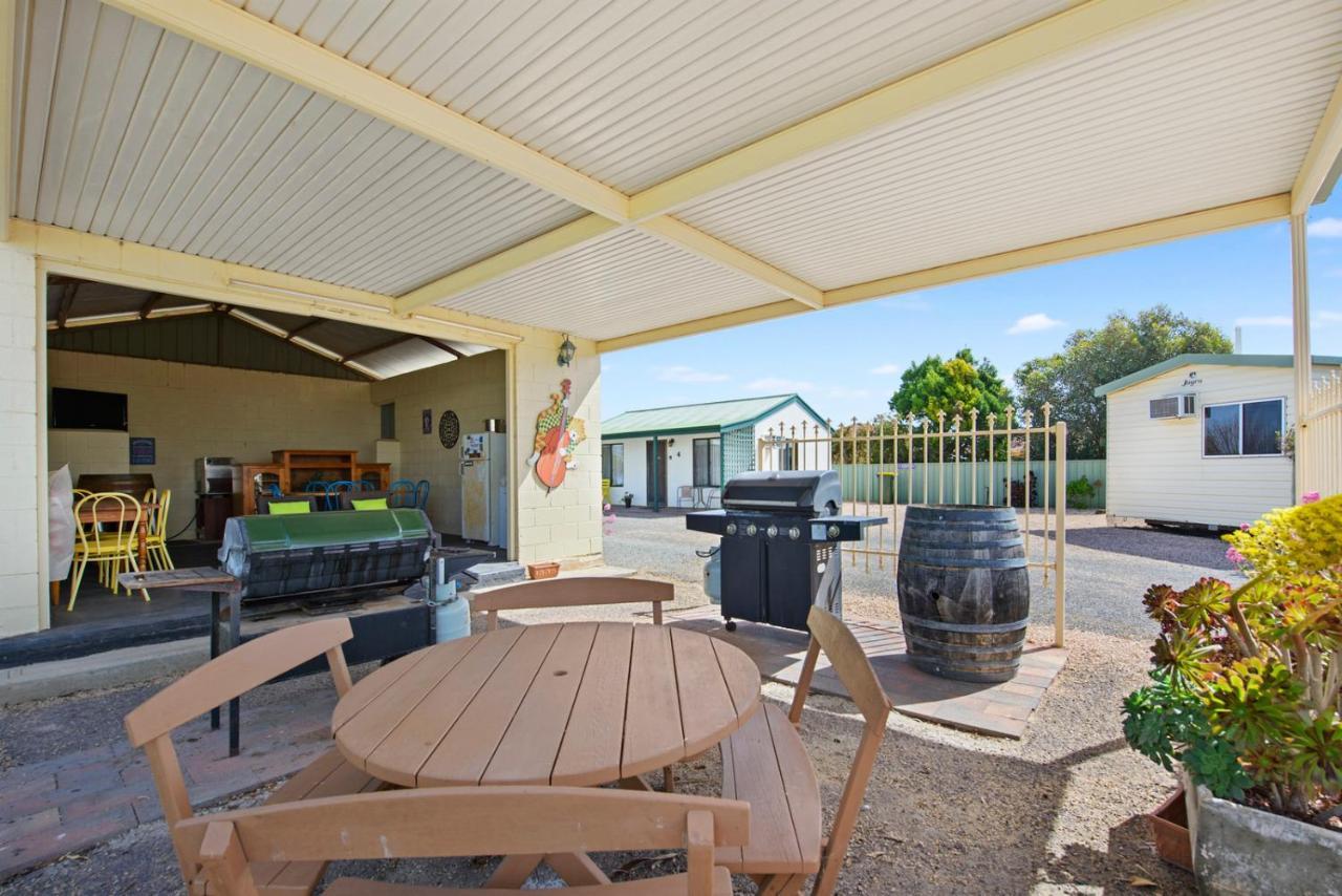 Moonta Bay Accommodation Port Moonta Extérieur photo